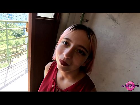 ❤️ Студент Sensual відсмоктує незнайомця в глибинці - сперма йому на обличчя Чортове відео  у нас ❌